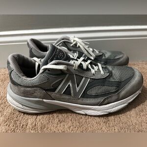New Balance Men's 990v6 Shoes size 11 Grey Silver